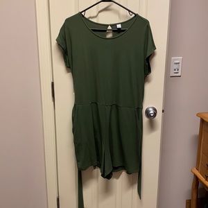 Old Navy Romper Shorts one piece. Sz L donating soon, make offer